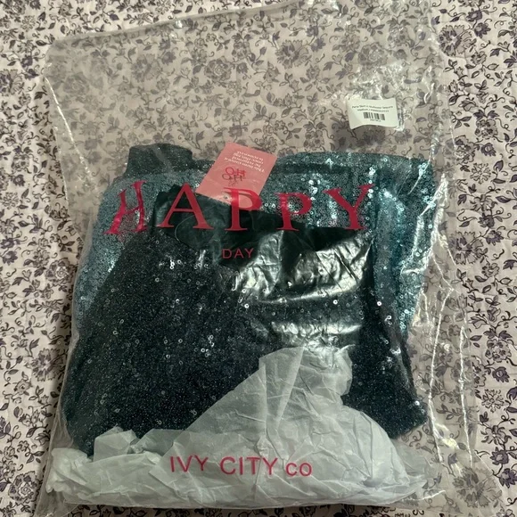 🦋Ivy City Perla Sequin Maxi Skirt Shine Ombré silver size medium NWT - Picture 10 of 10